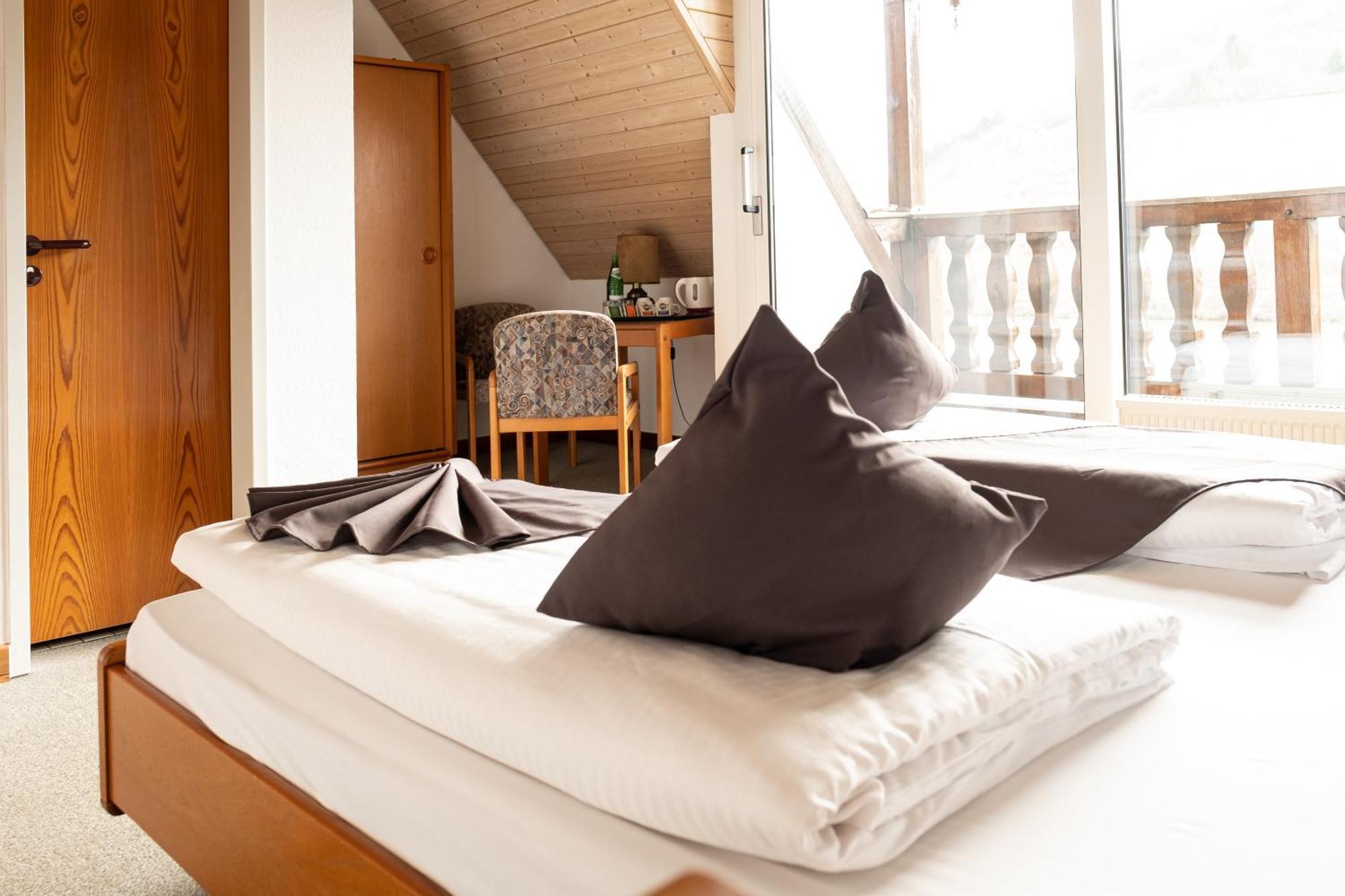 Mike'S Mosel Lodge Treis-Karden Exterior foto